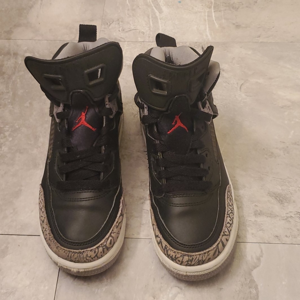 Nike Air Jordan Spizike Black Cement Red Gray